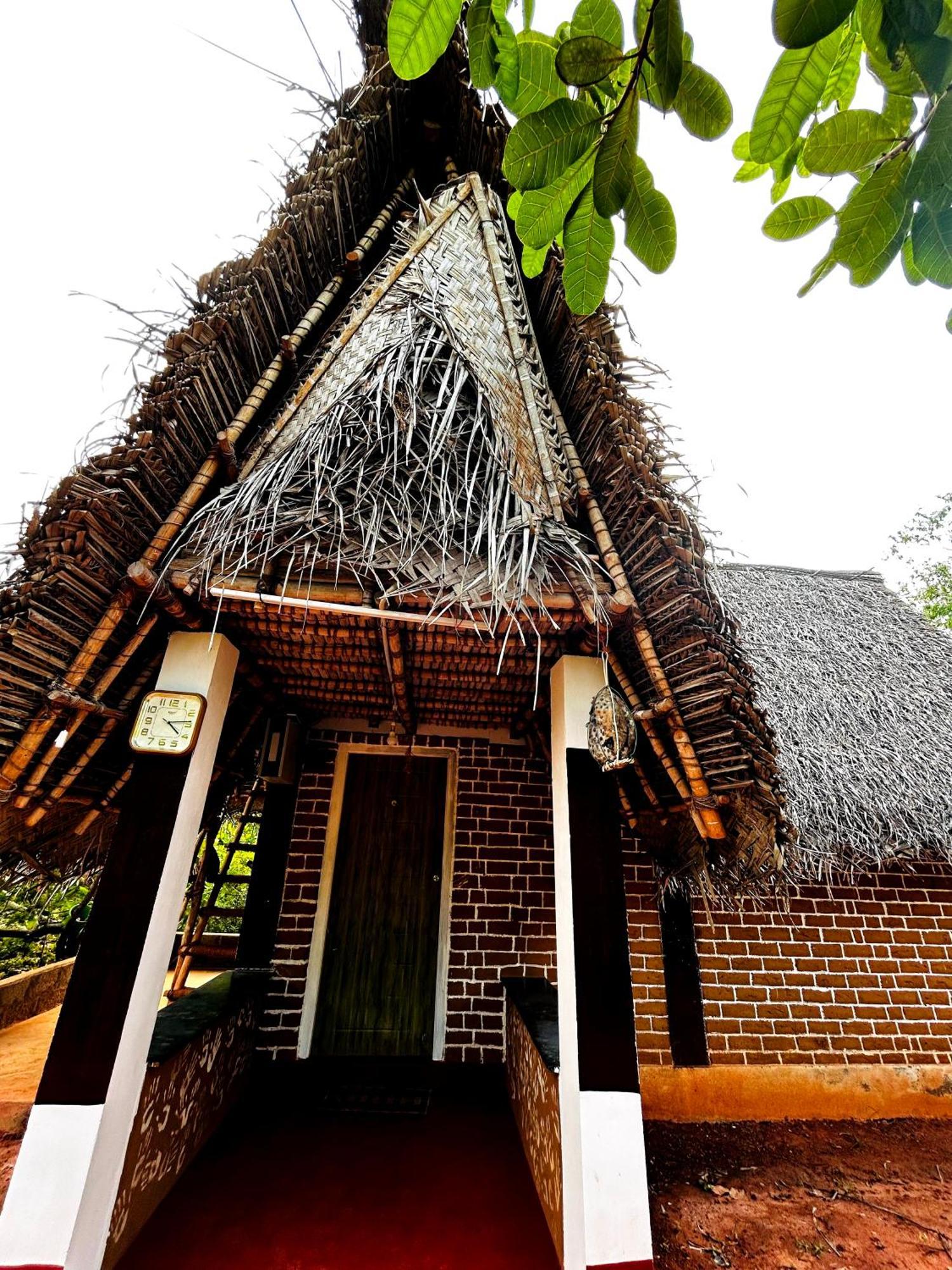 Boomerang Community Auroville Exterior foto