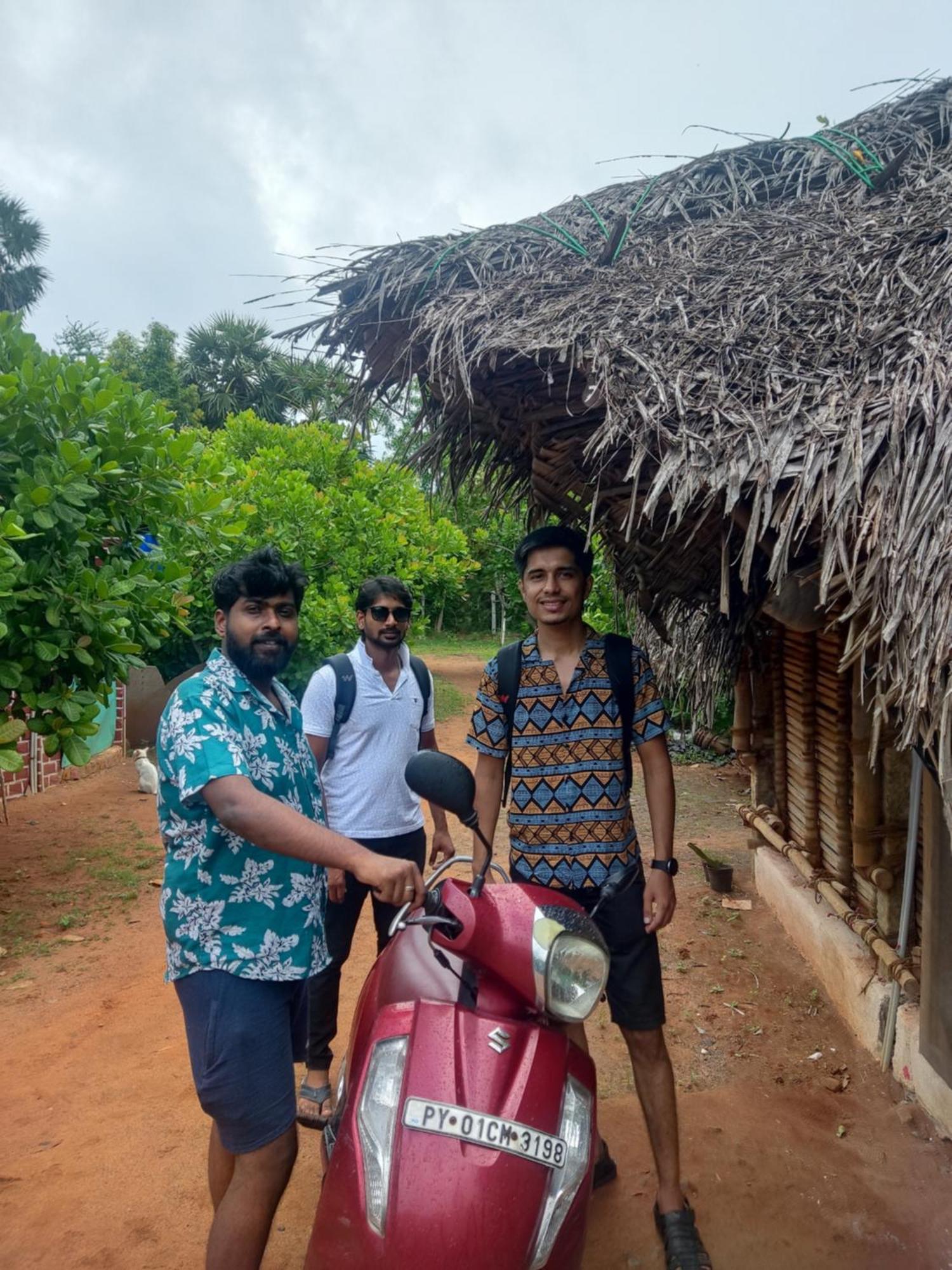 Boomerang Community Auroville Exterior foto